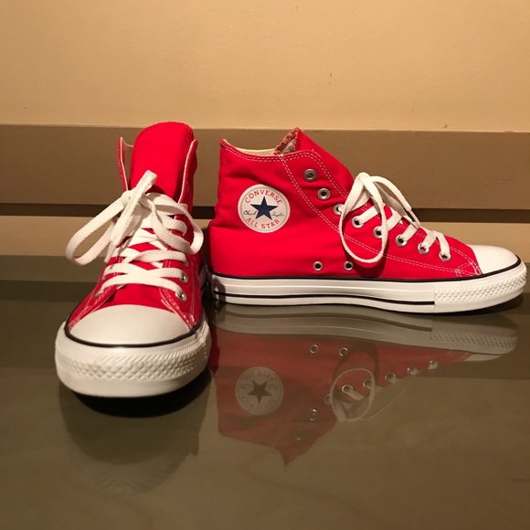 Sold ❌Converse Chuck Taylor High Top Red - Picture 4 of 8